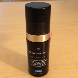 SkinCeuticals Resveratrol B E night serum